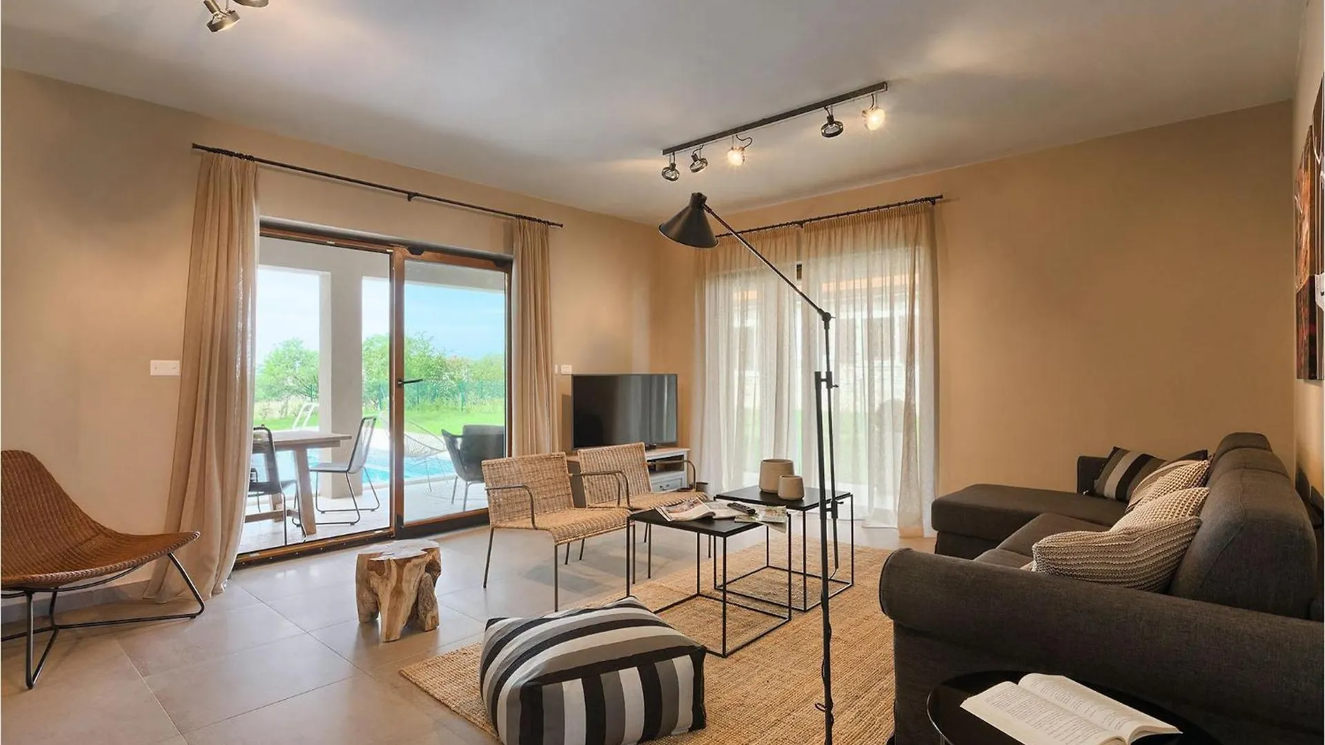 Villa Brih III Мотовун 0*,